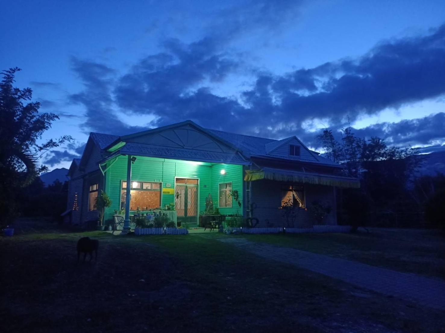 Hotel 十畝田山莊會館 Chishang Zewnętrze zdjęcie