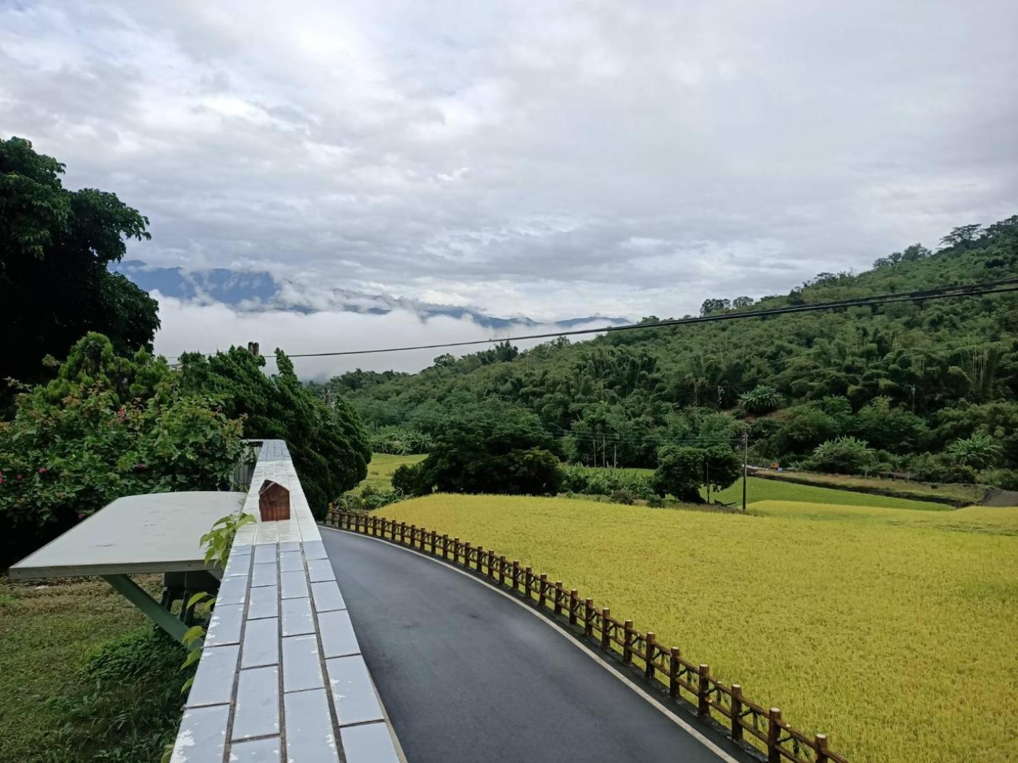 Hotel 十畝田山莊會館 Chishang Zewnętrze zdjęcie